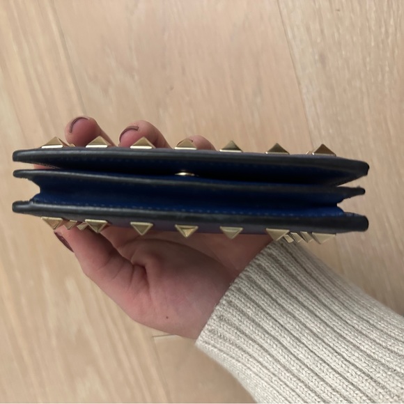 AUTHENTIC VALENTINO SMALL ROCKSTUD WALLET BLUE - Picture 6 of 6